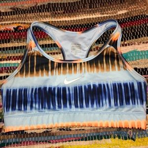 Nike Sports bra- size M